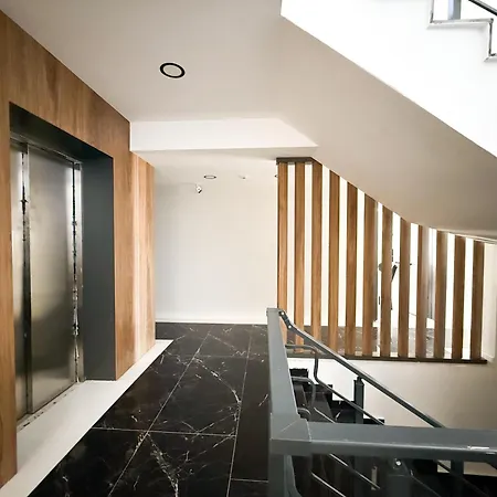 Moon * Αττάλεια